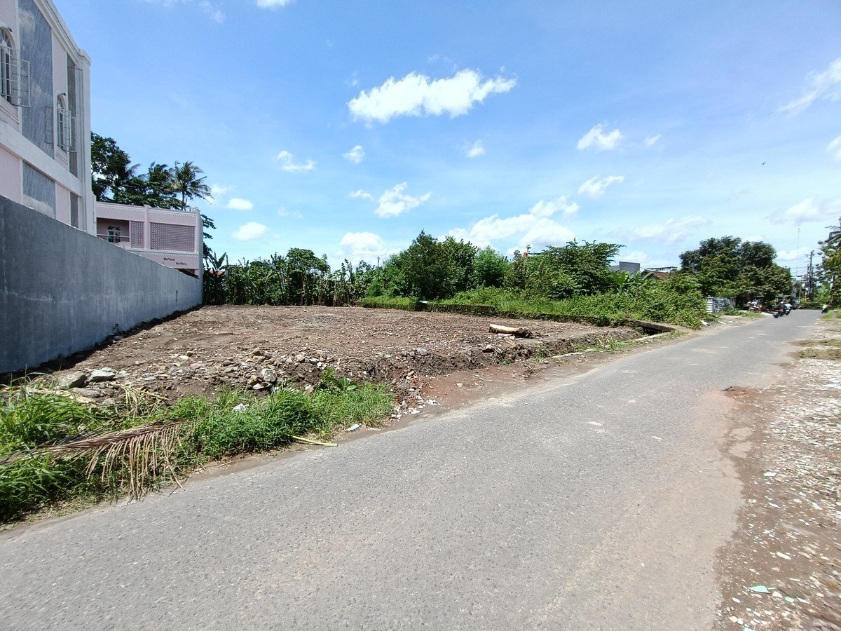 Tanah SHM Siap bangun hanya  600 Meter Kampus III Sanata Dharma - Property listing thumbnail