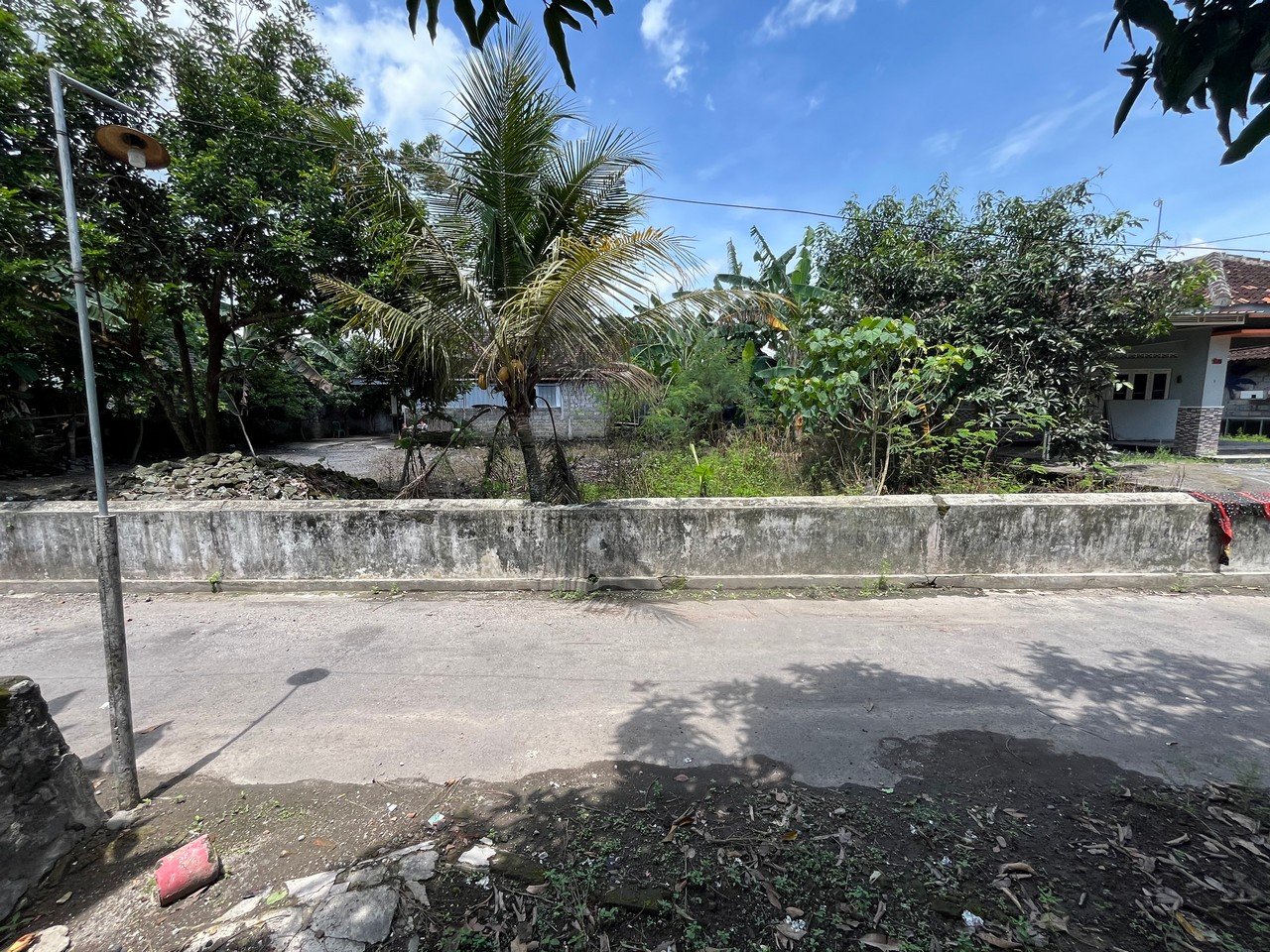 Tanah Dijual Dekat Candi Prambanan  Jl. Raya Jogja-Solo Untuk Rumah - Property listing thumbnail
